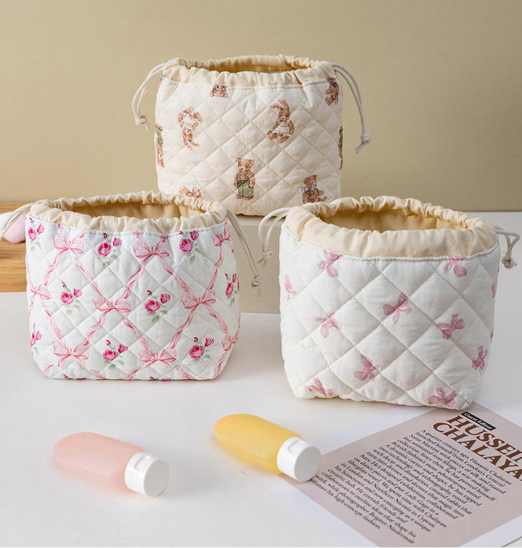 Quilted cosmetic bag test product