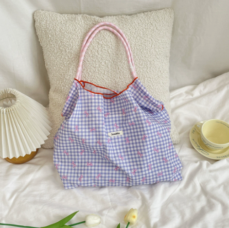 Gingham Drawstring Shoulder Bag – SUNVELA